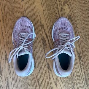 Women’s ASICS running shoes women’s size 9.5